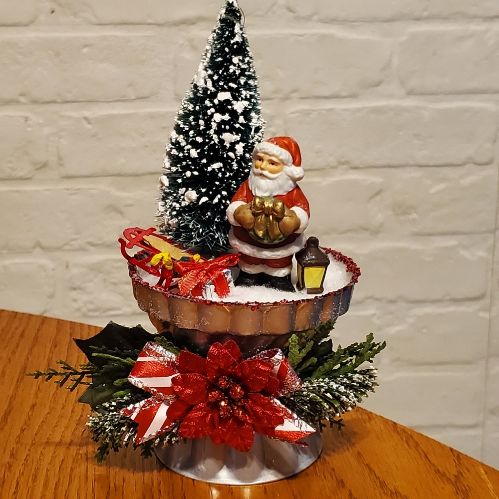 Vintage Bottle Brush Santa Holiday Decor